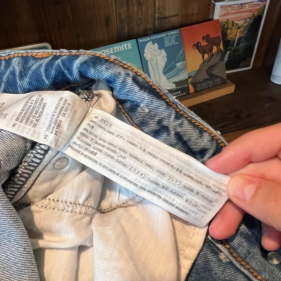 Abercrombie & Fitch women’s the Dad high rise jean size 28/6R - Picture 9 of 12